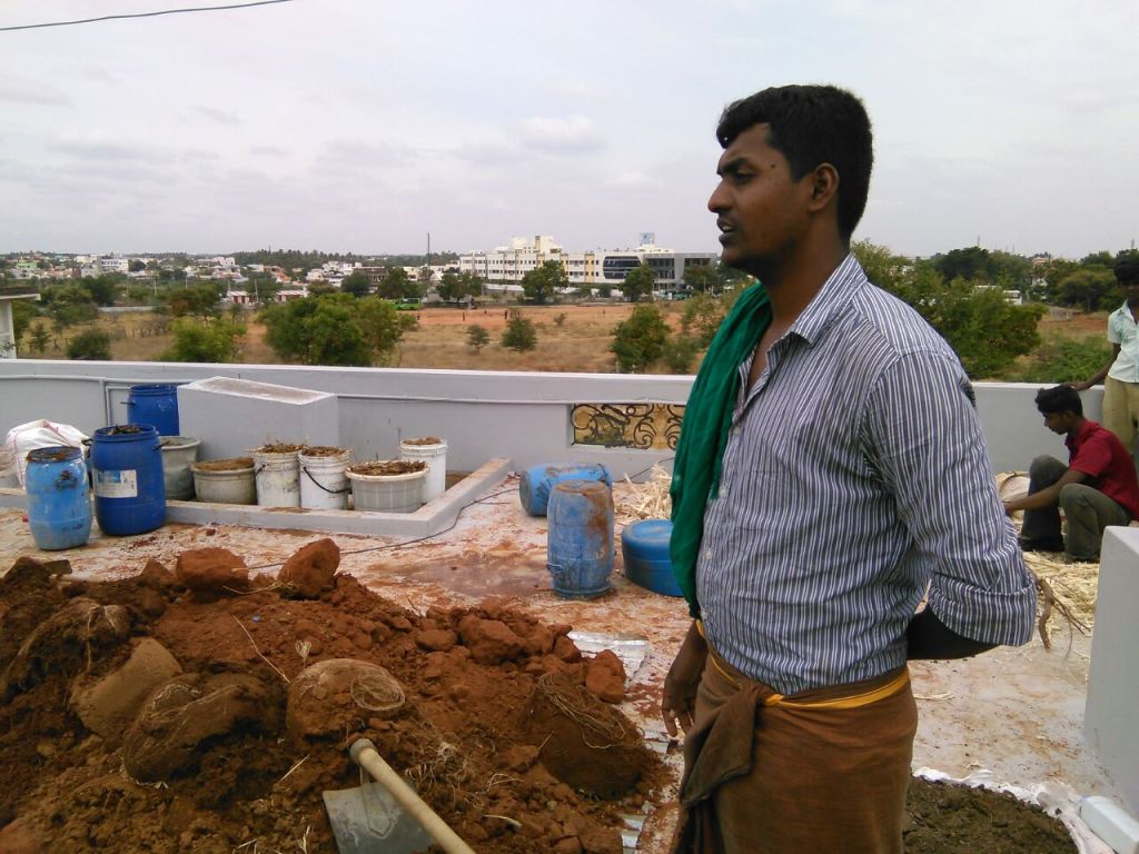From Dindigul An Aeronautical Engineer Turns Teacher for Those Interested in Taking Up Farming